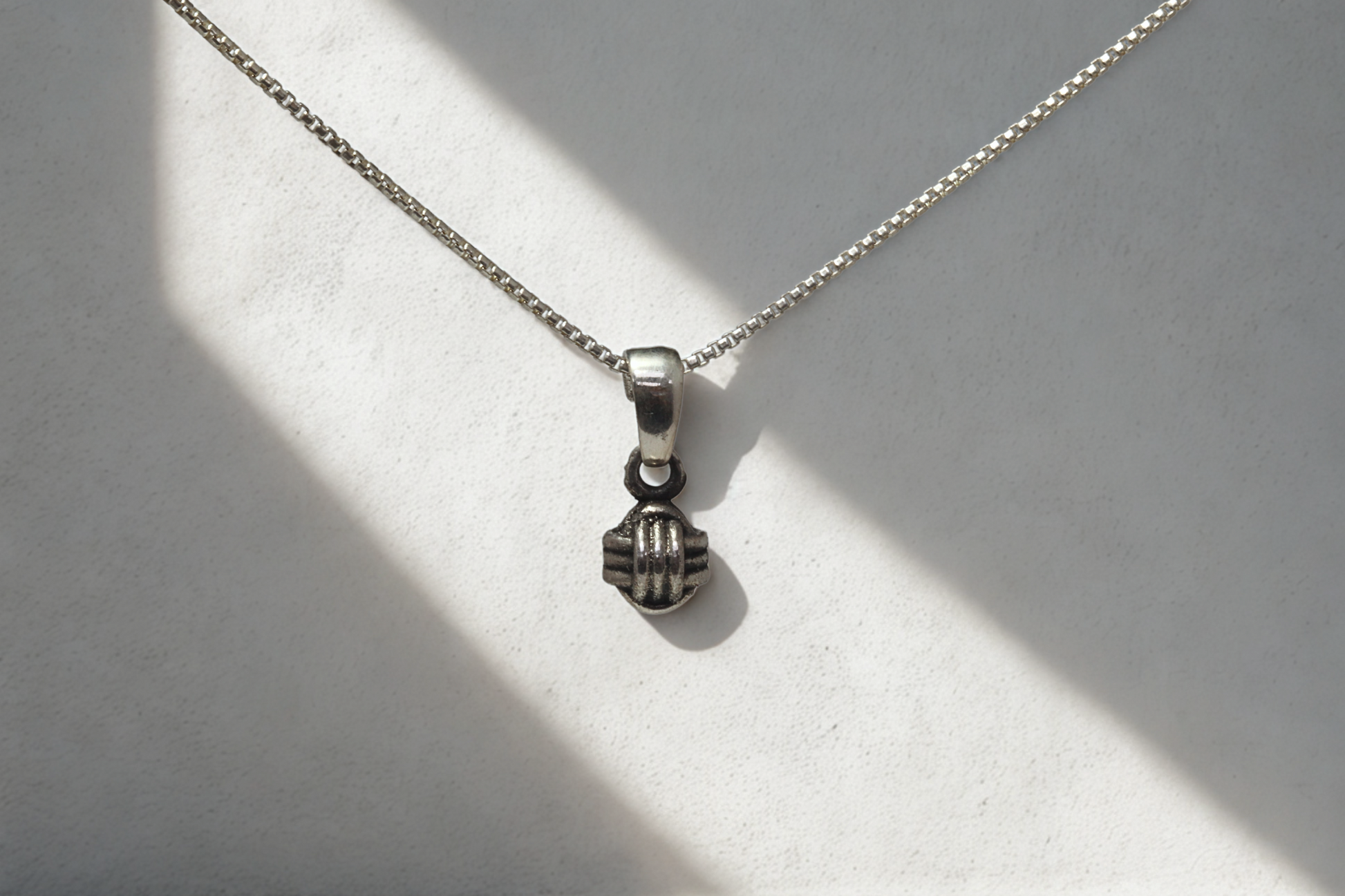 תליון קשר ים