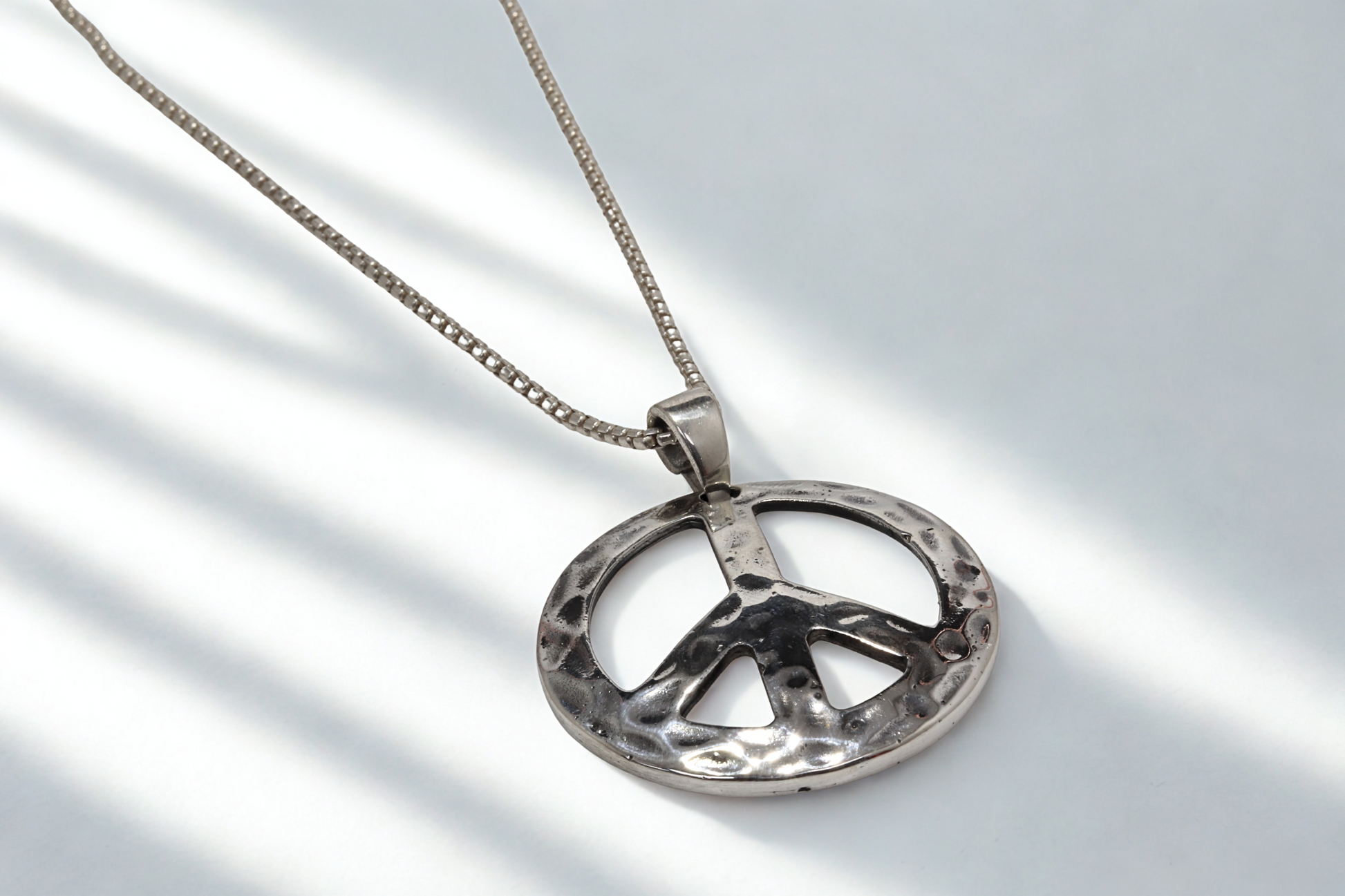 תליון Peace RPM