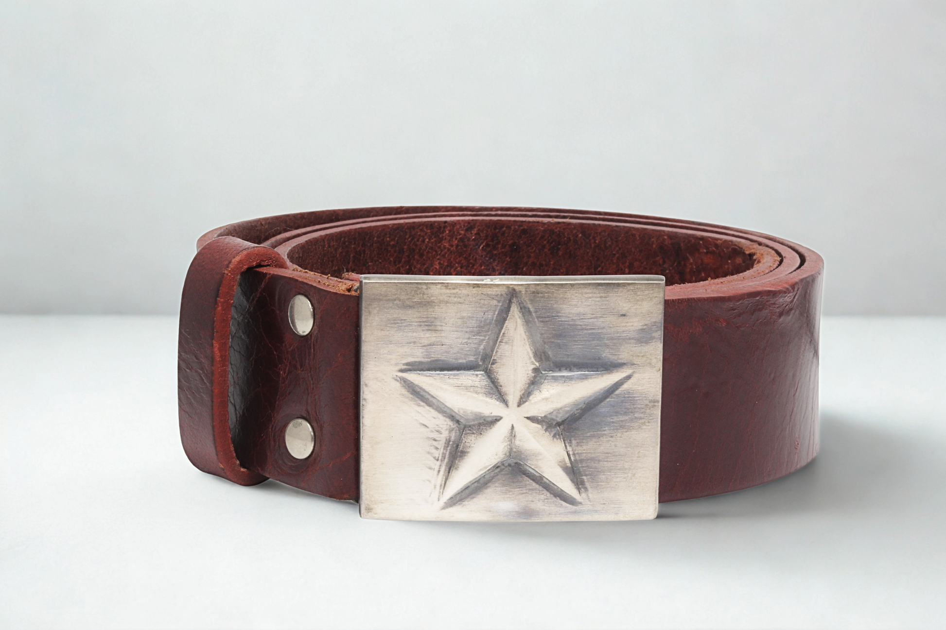 חגורת עור קולקציית STAR
