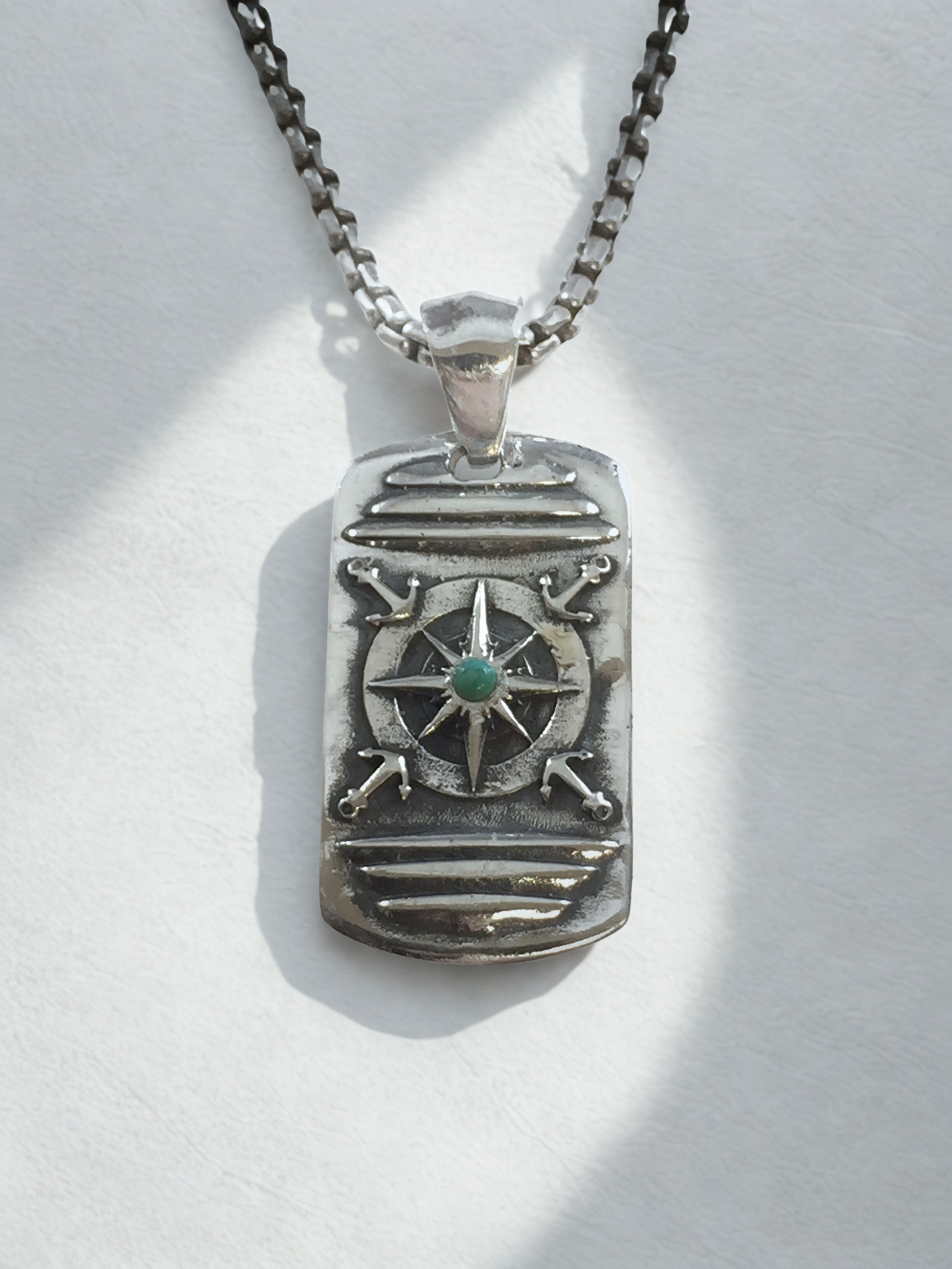 תליון דסקית מצפן