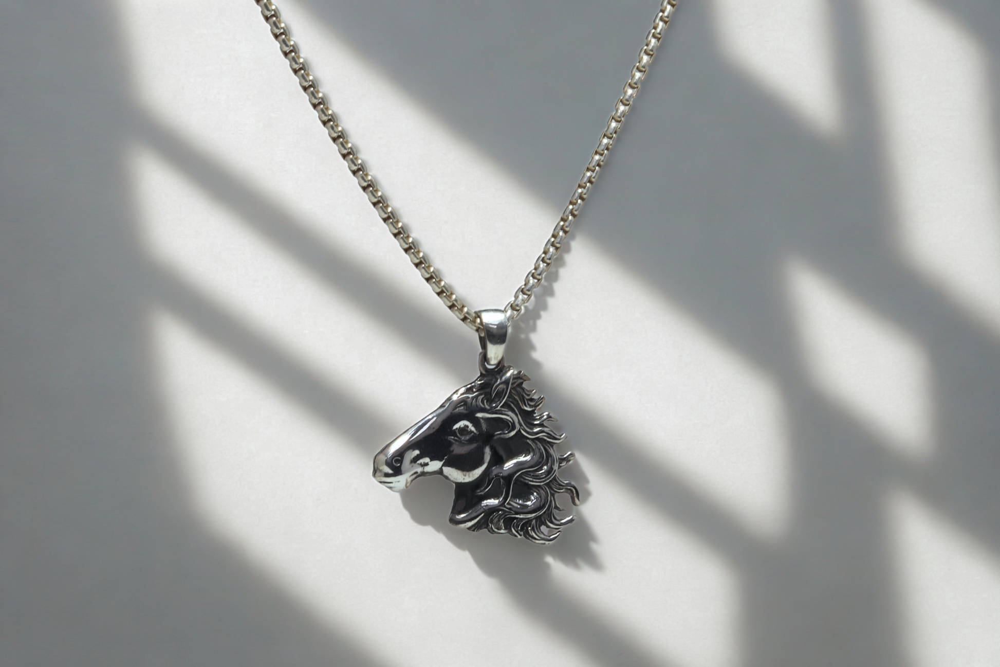 תליון ראש סוס