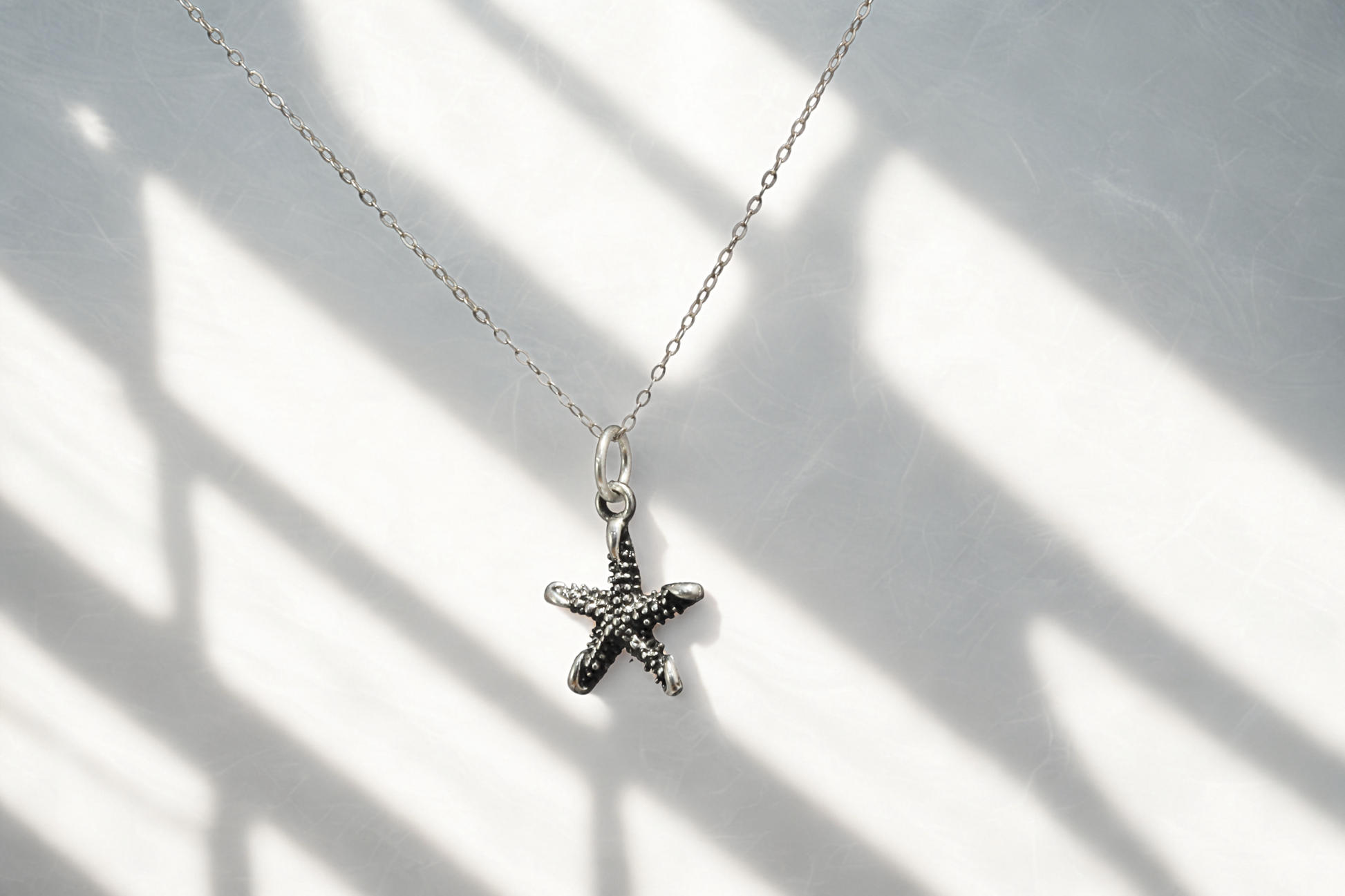 תליון כוכב ים עדין