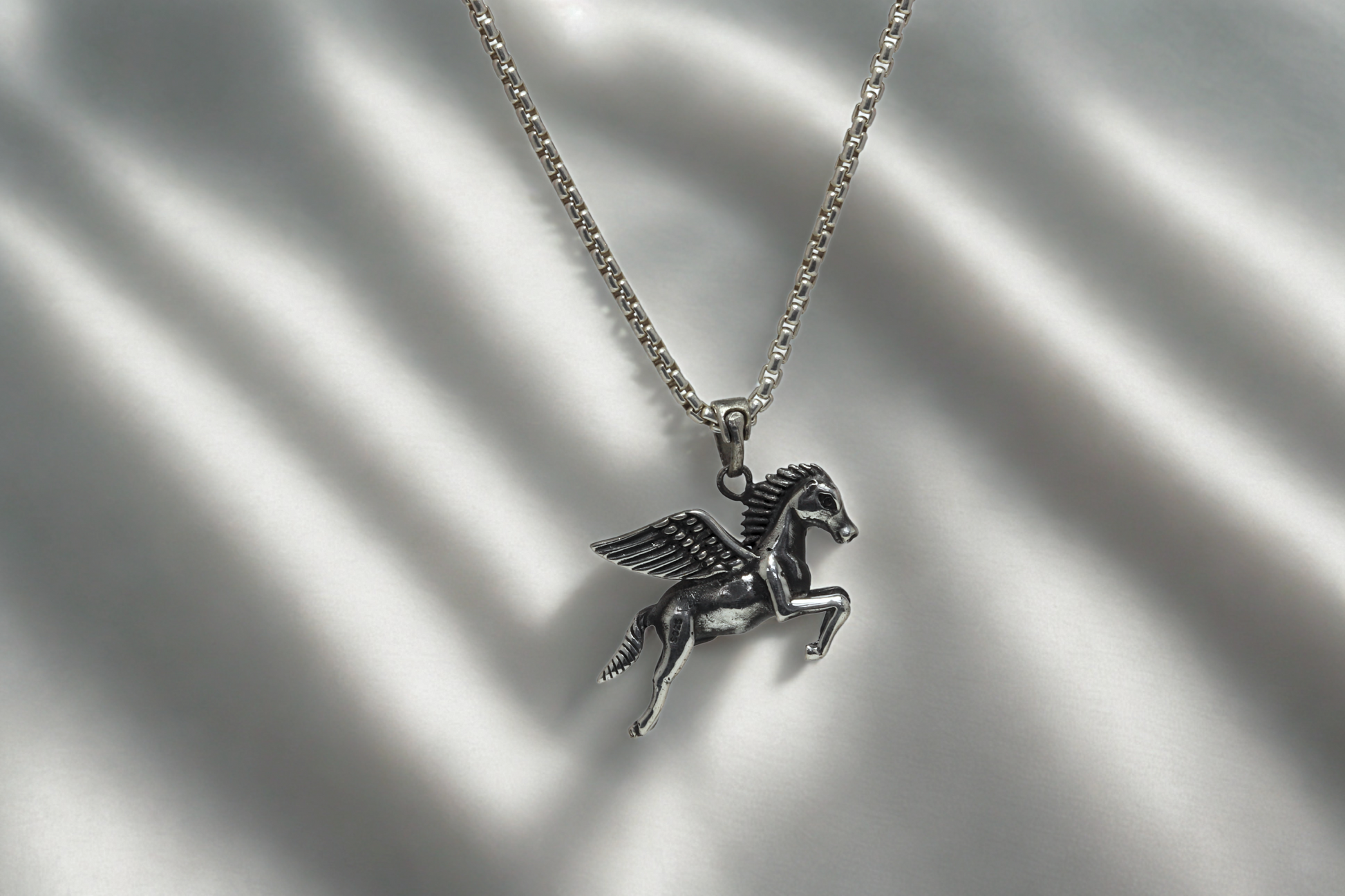 תליון פגסוס