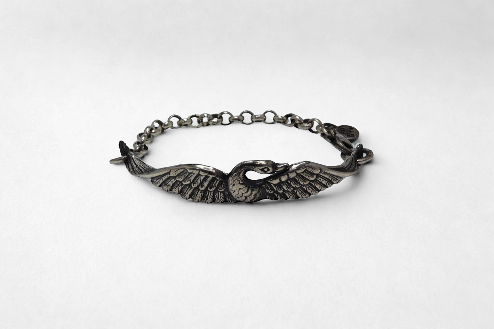 צמיד כנפי ברבור