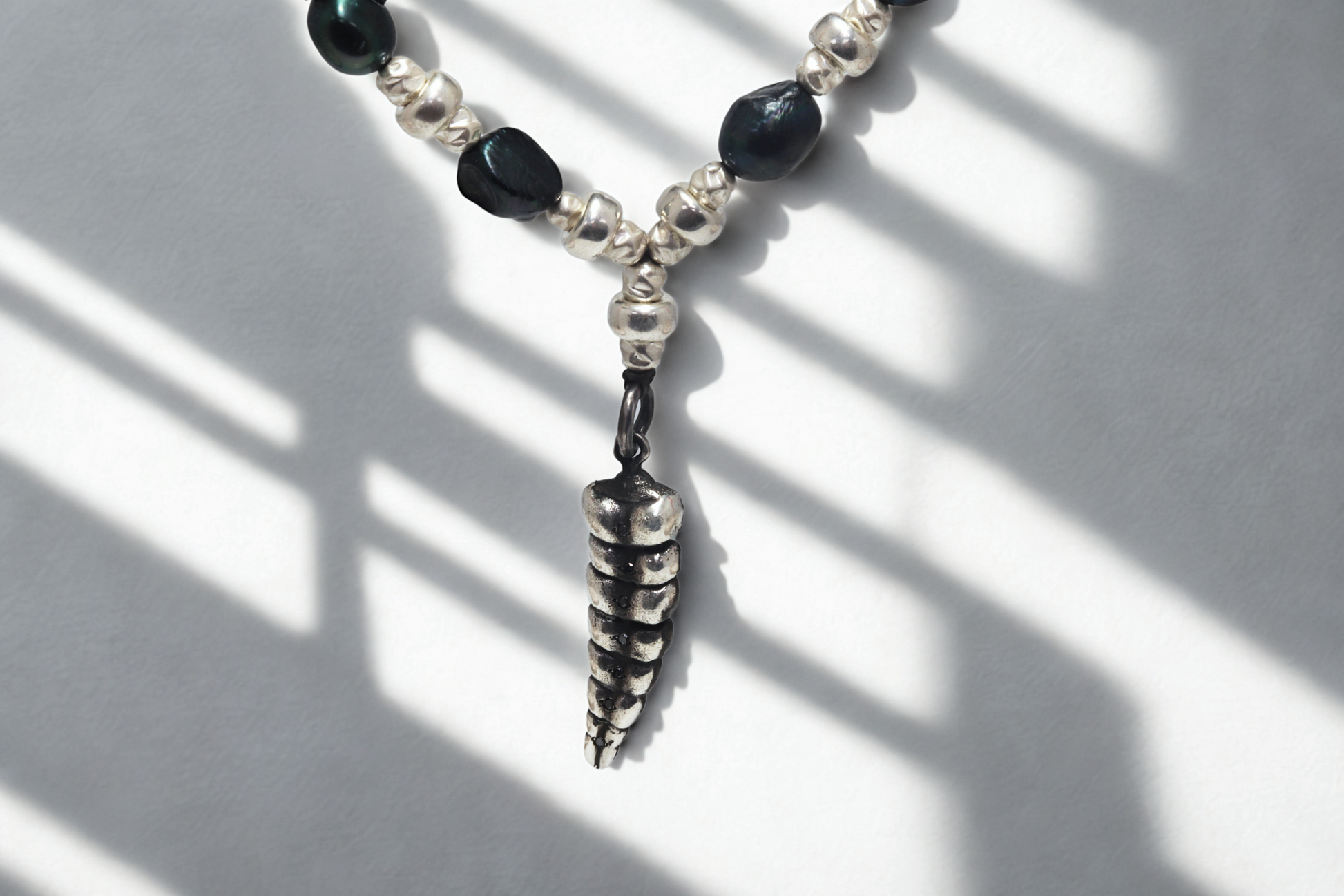 Venom Tail – שרשרת מאלה