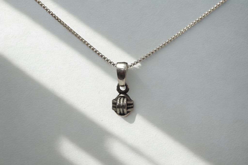 תליון קשר ים