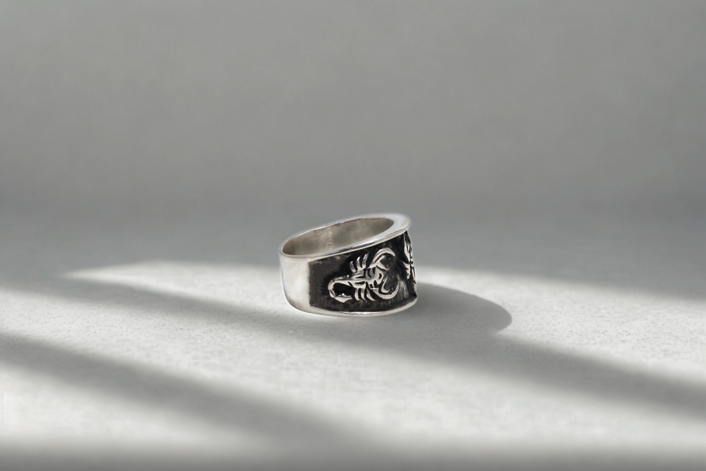 טבעת Scorpion Totem