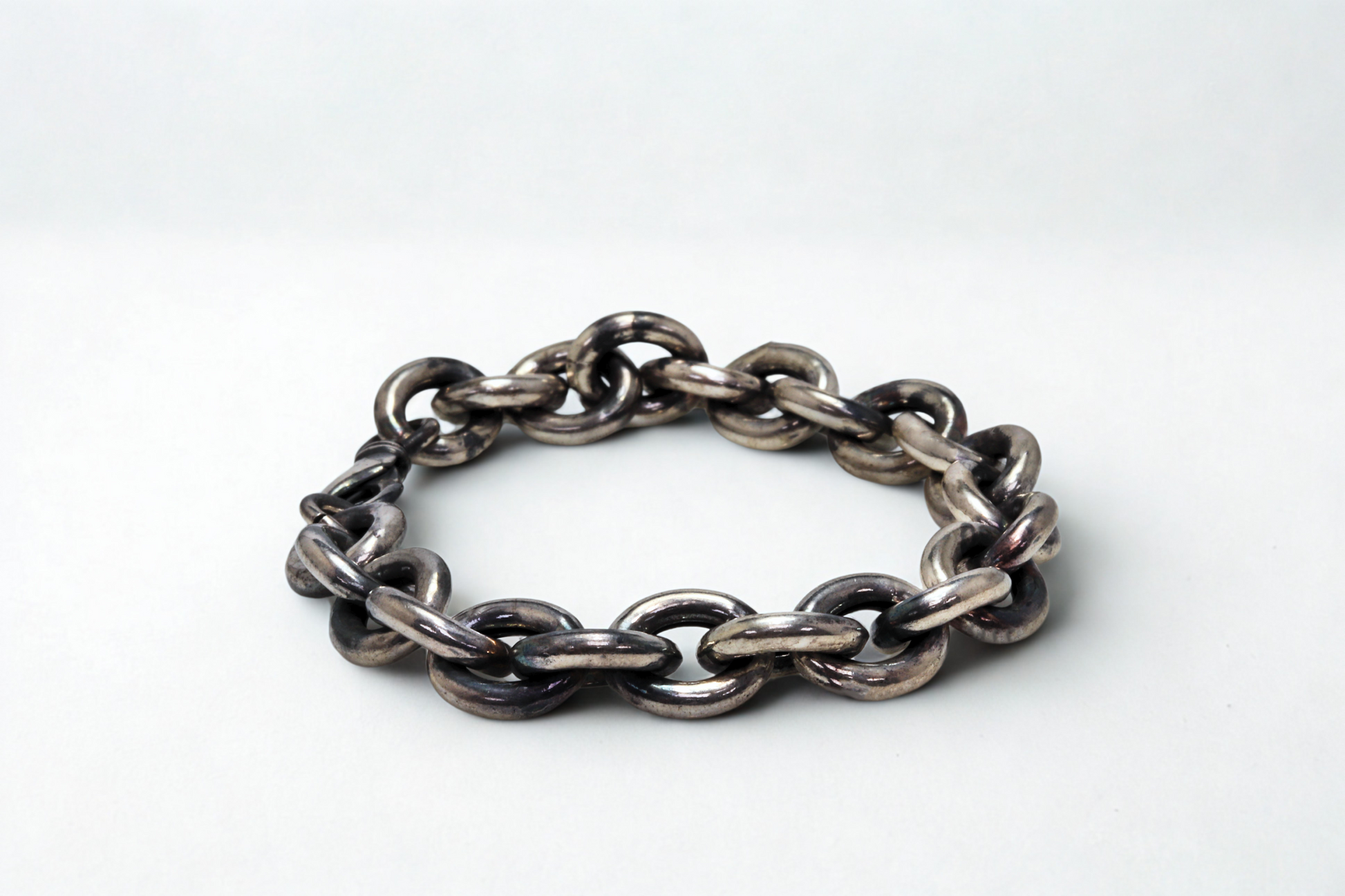 צמיד שרשרת גולמית