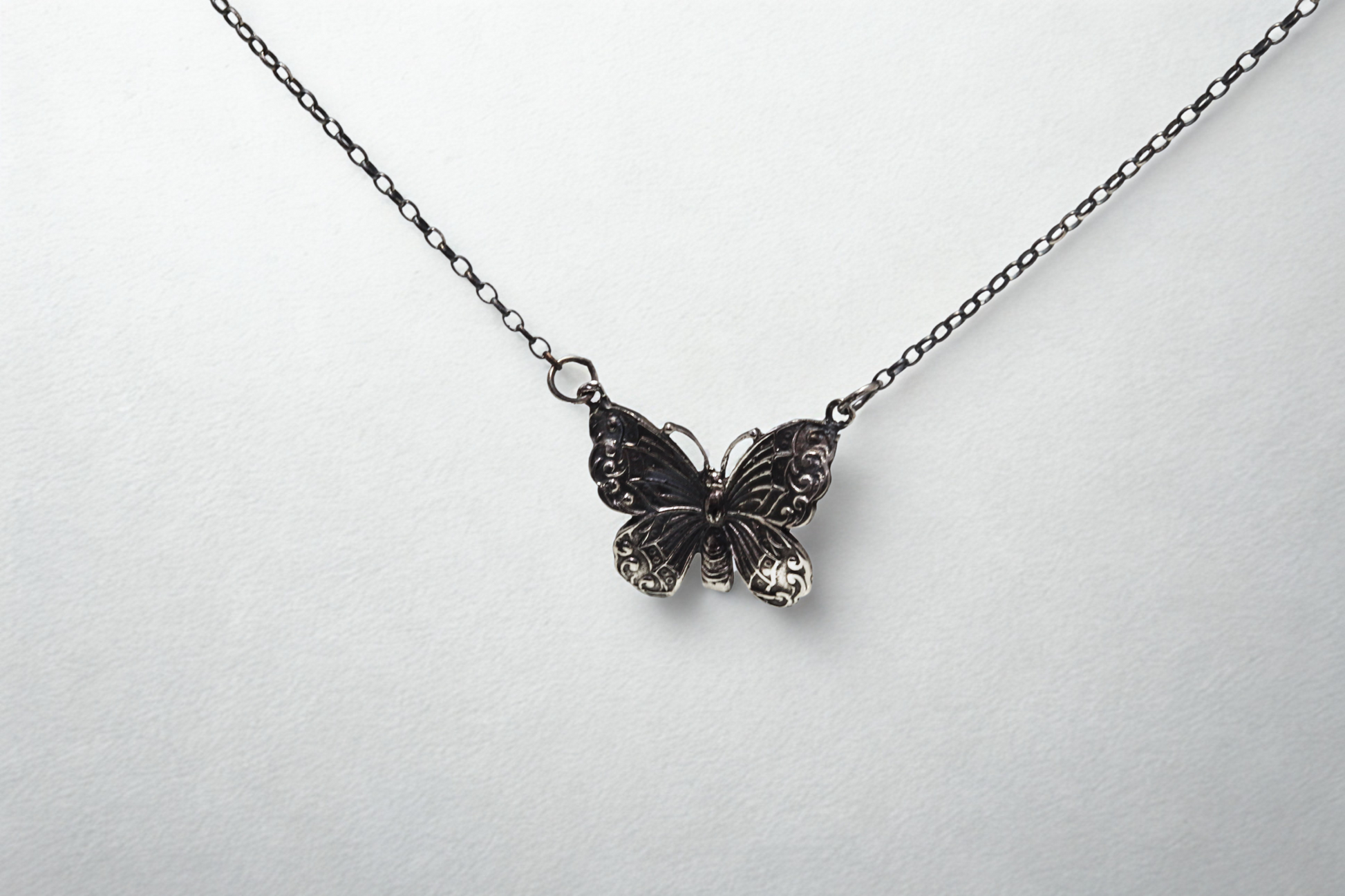 תליון רוח הפרפר