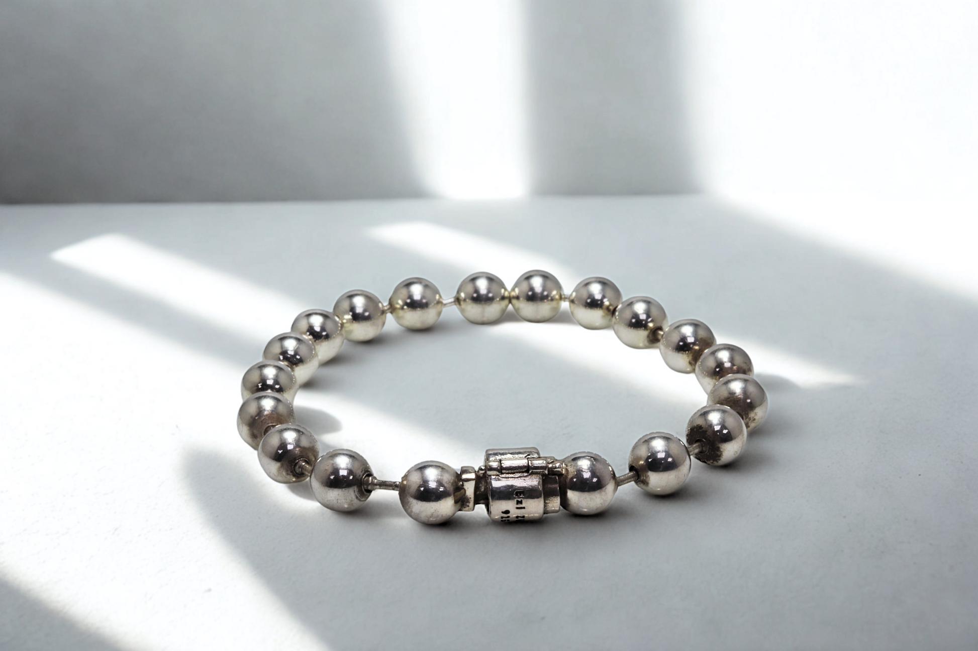 צמיד The Ball Chain