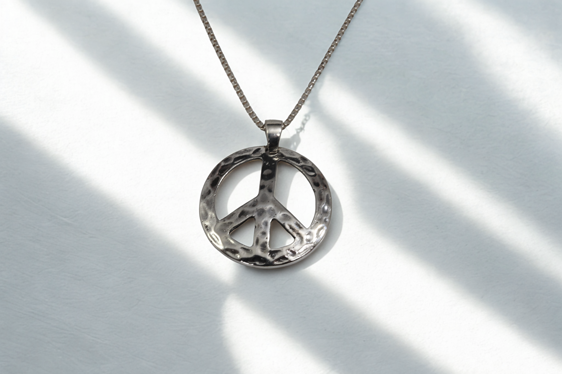 תליון Peace RPM