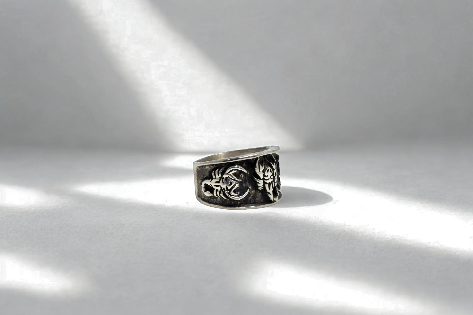 טבעת Scorpion Totem