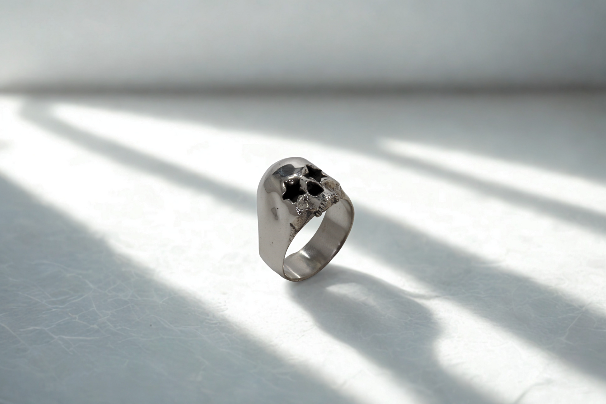 טבעת גולגולת כוכבים לגברים