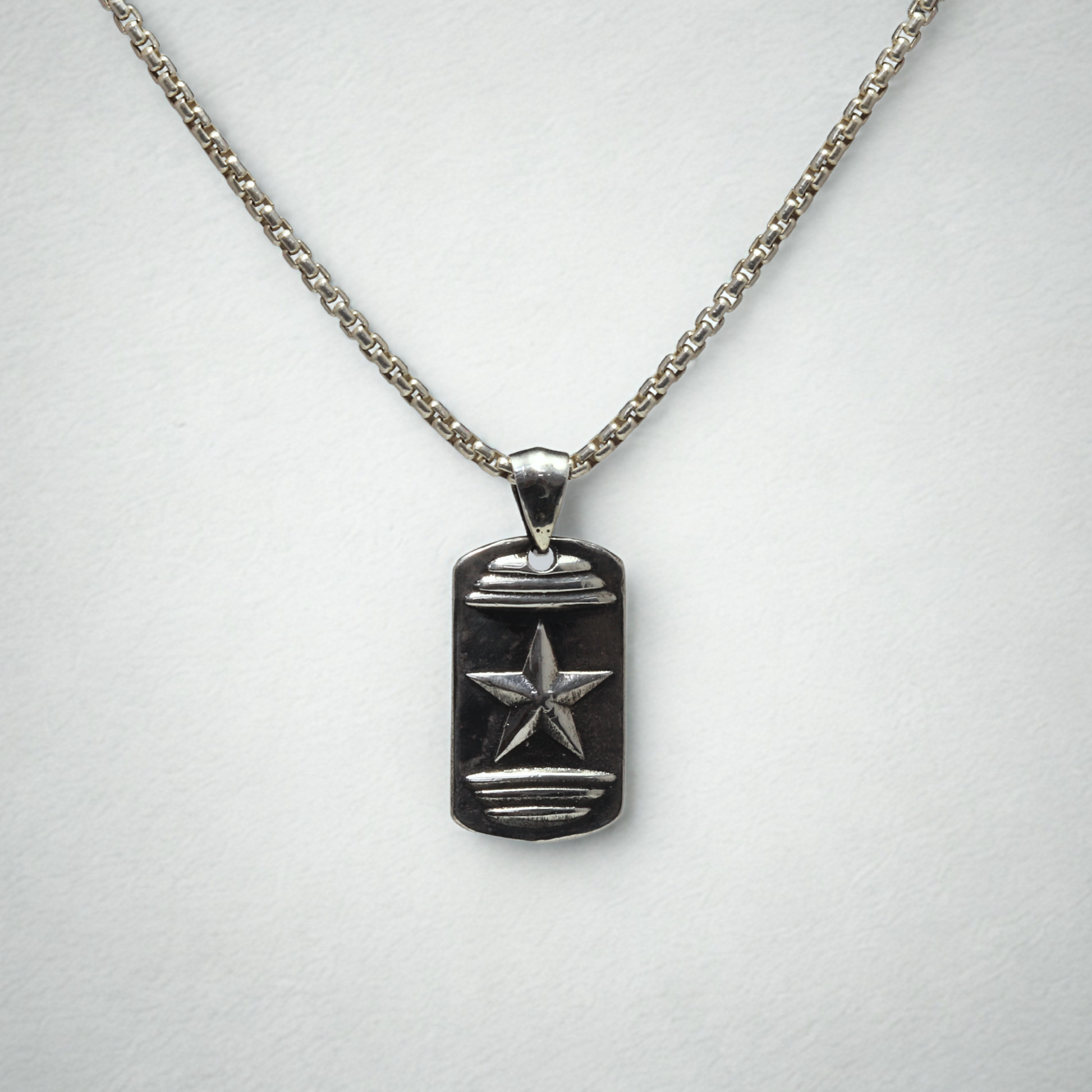 תליון כוכב הברזל