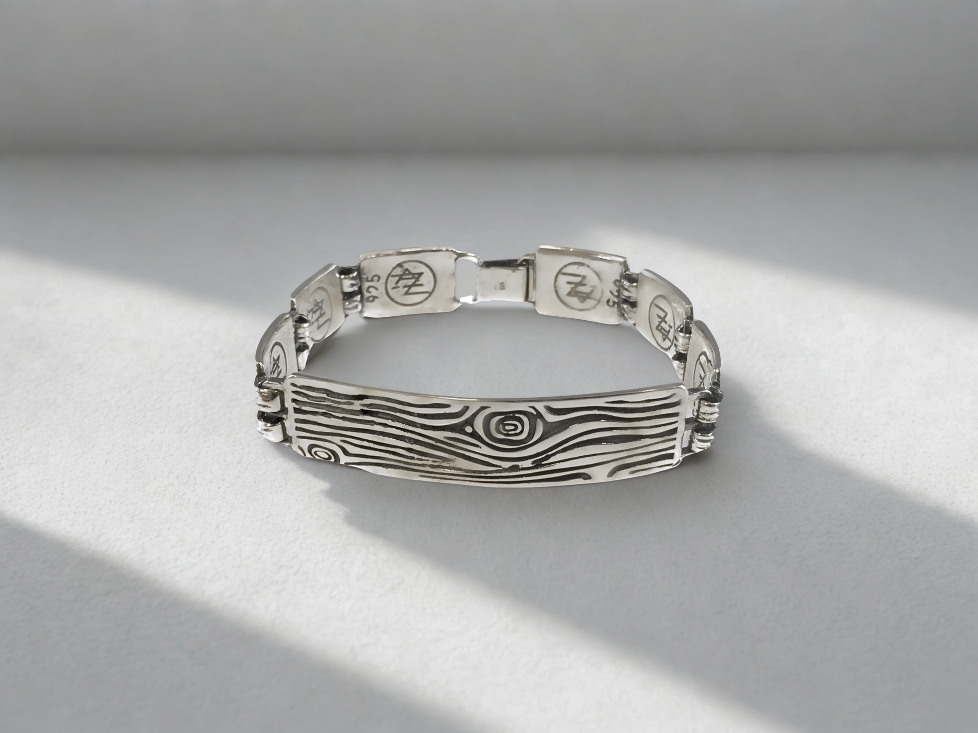 צמיד טבעות הזמן