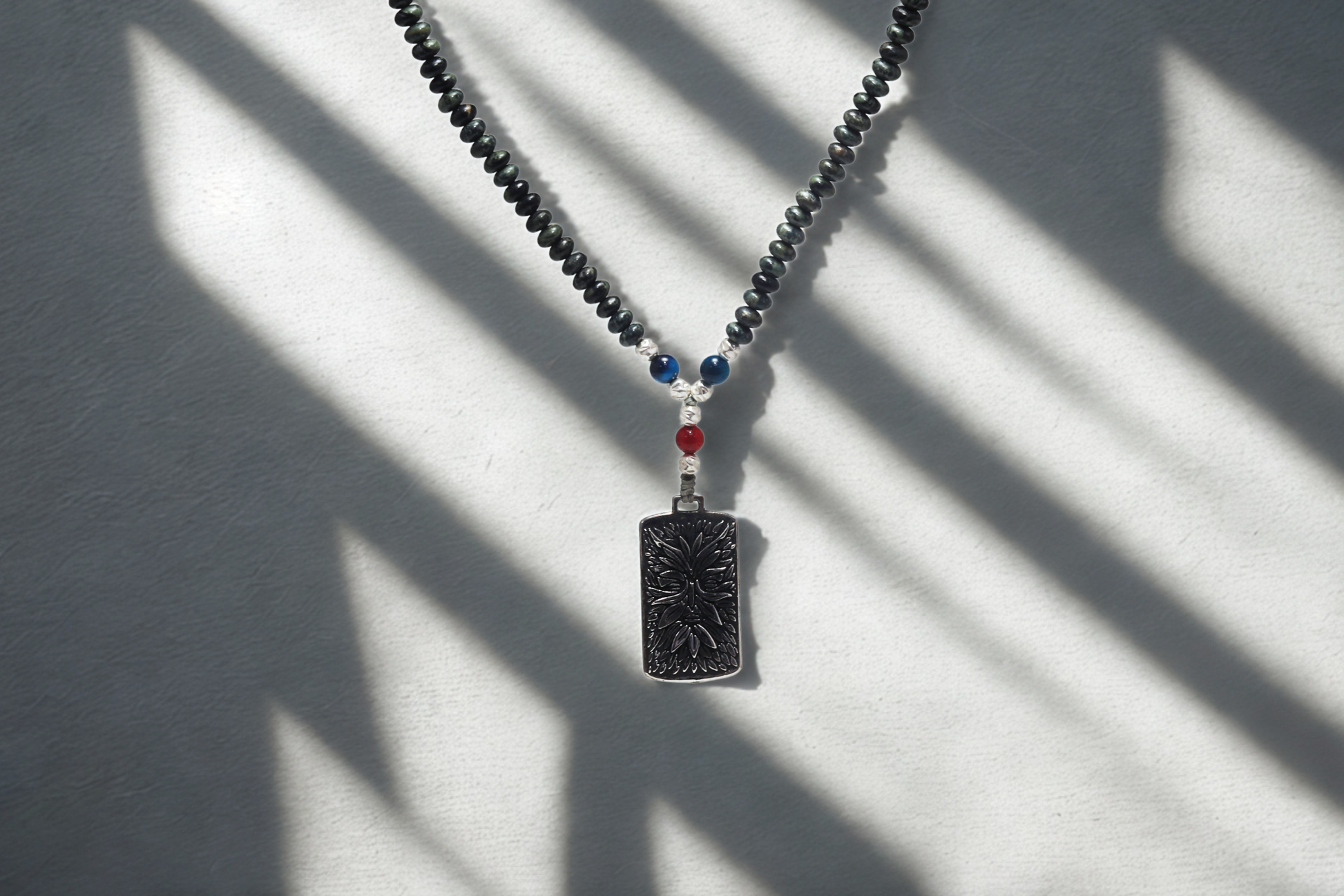 שרשרת מאלה עם תליון Green Man